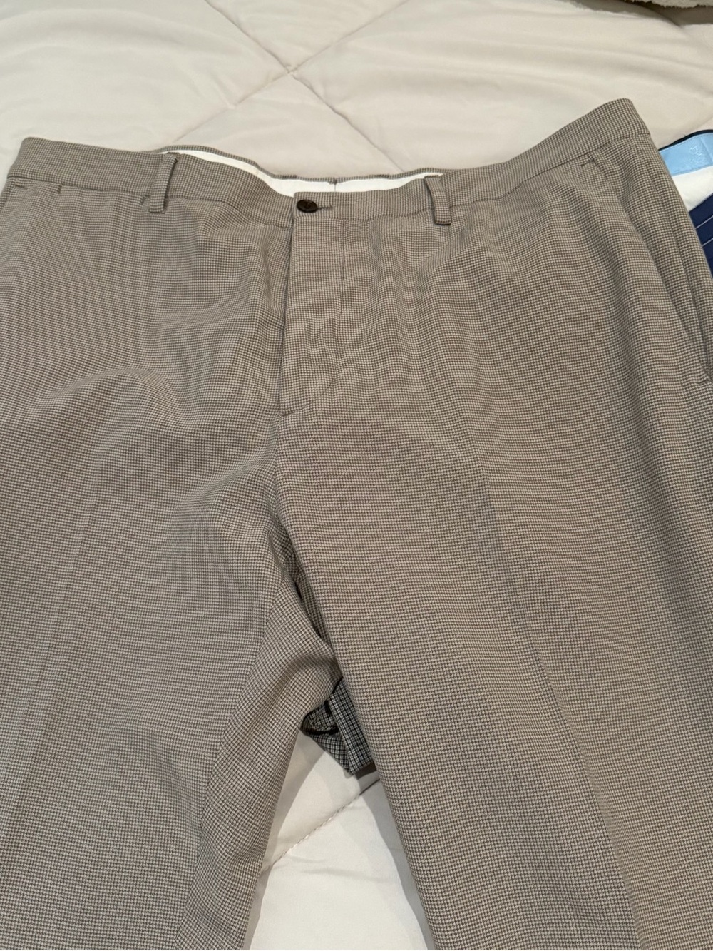 Zara Men's Micro-Check Dress Pants in Taupe